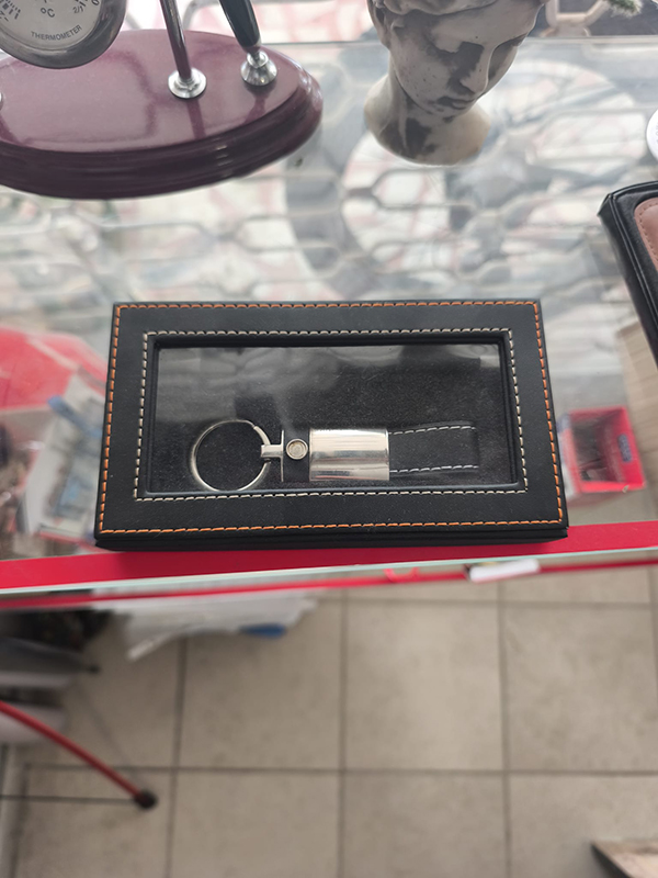 Siyah Kalem Anahtarlık Set